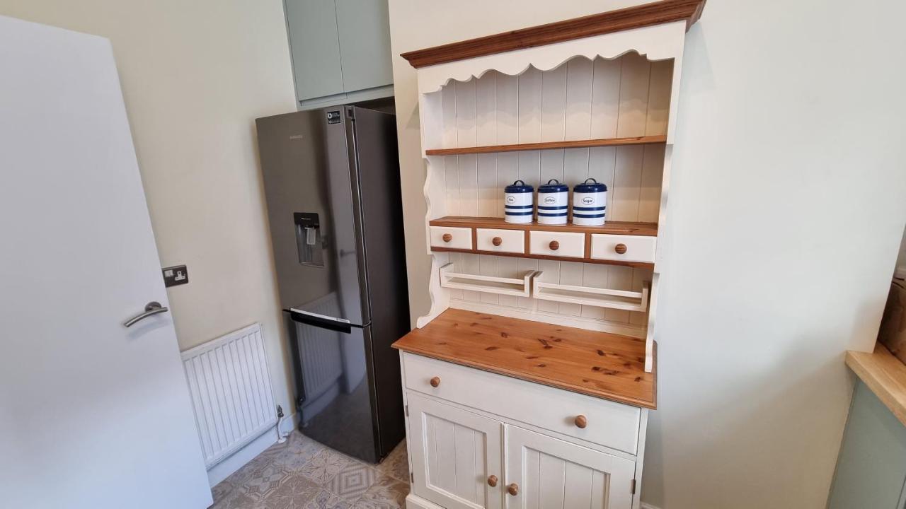 Southsea Escape - Coastal Holiday Apartment - 2 Double Bedrooms ポーツマス エクステリア 写真