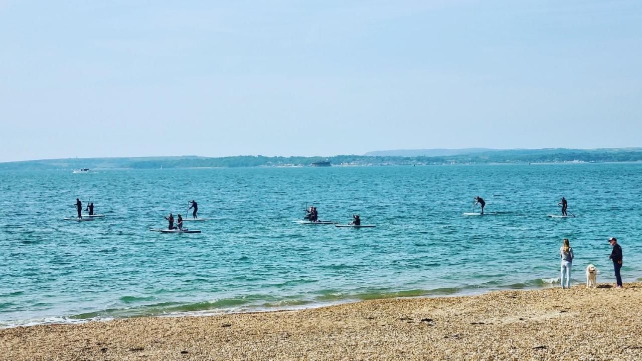 Southsea Escape - Coastal Holiday Apartment - 2 Double Bedrooms ポーツマス エクステリア 写真