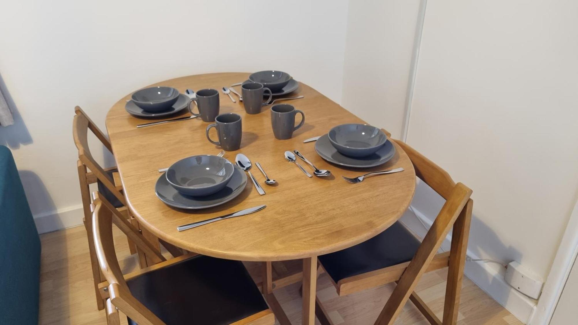 Southsea Escape - Coastal Holiday Apartment - 2 Double Bedrooms ポーツマス エクステリア 写真