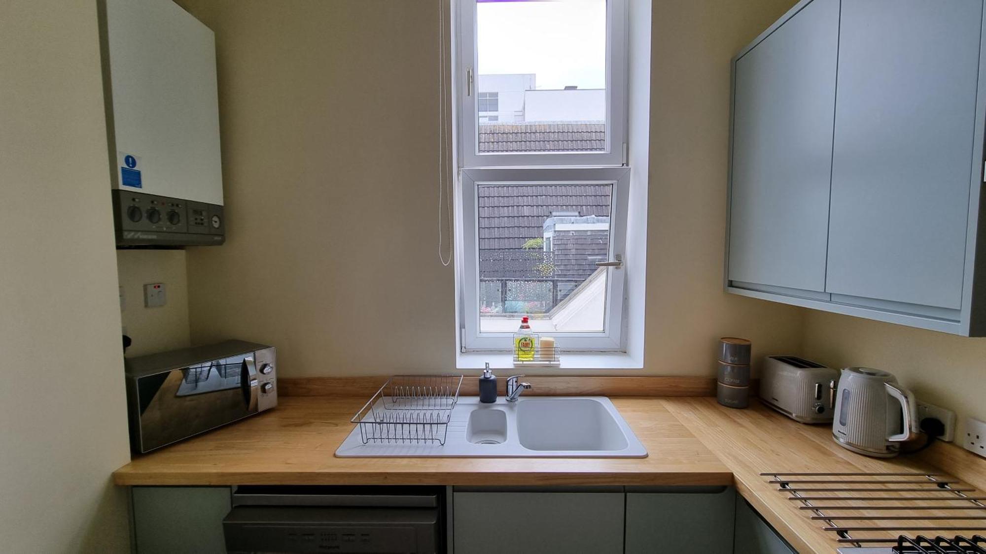 Southsea Escape - Coastal Holiday Apartment - 2 Double Bedrooms ポーツマス エクステリア 写真