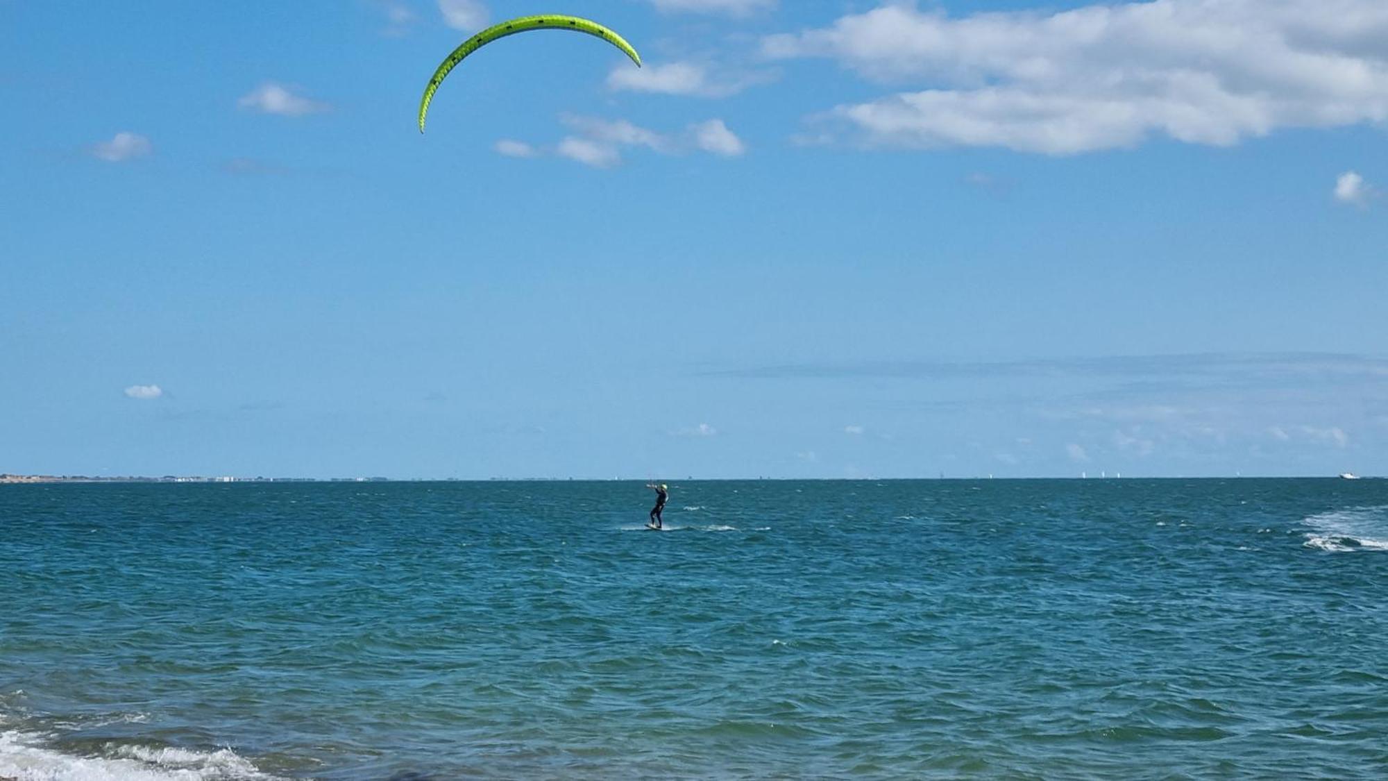 Southsea Escape - Coastal Holiday Apartment - 2 Double Bedrooms ポーツマス エクステリア 写真